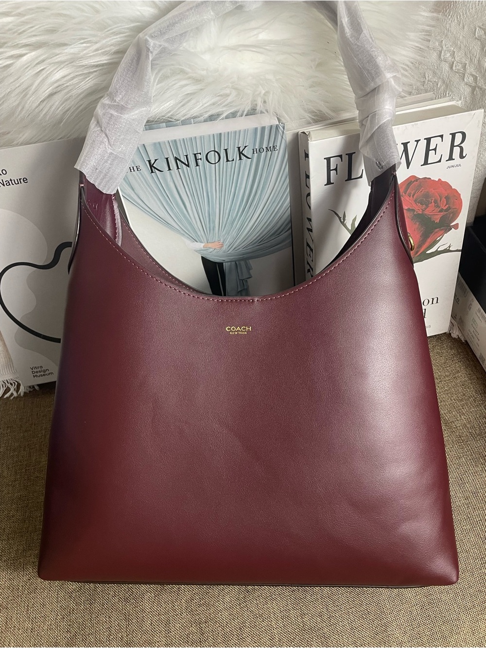 👝NewCoach Leather Hobo Shoulder Bag in Burgundy